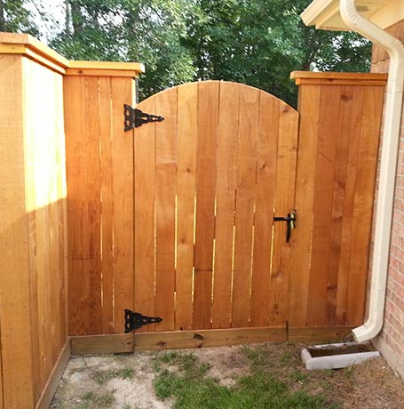Gating | Spring, TX Custom Wood Gate Installation & Repair
